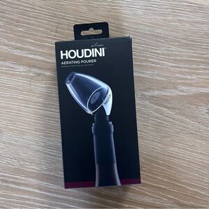 Houdini Aerating Pourer NWT